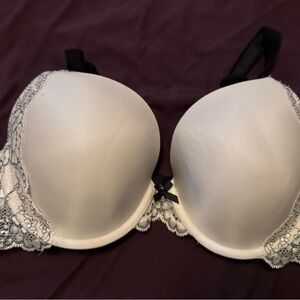Victoria’s Secret Dream Angel Perfect Coverage Lace-Trim Bra 36C